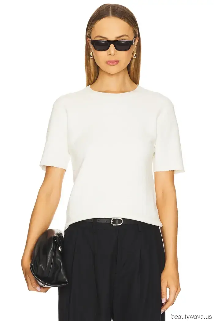 Si amas la ropa atemporal y elegante, esta es la marca para comprar en Revolve.