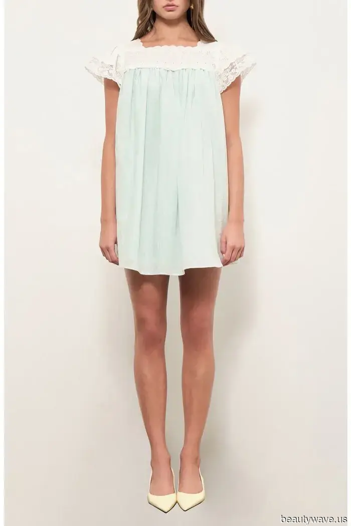 How to Style the Controversial Dress Trend That Everyone Online Is Buzzing About