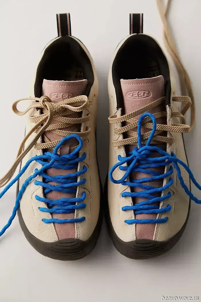 Apologies to Nike and Adidas—this lesser-known training brand is poised to be the trendiest choice for autumn.
