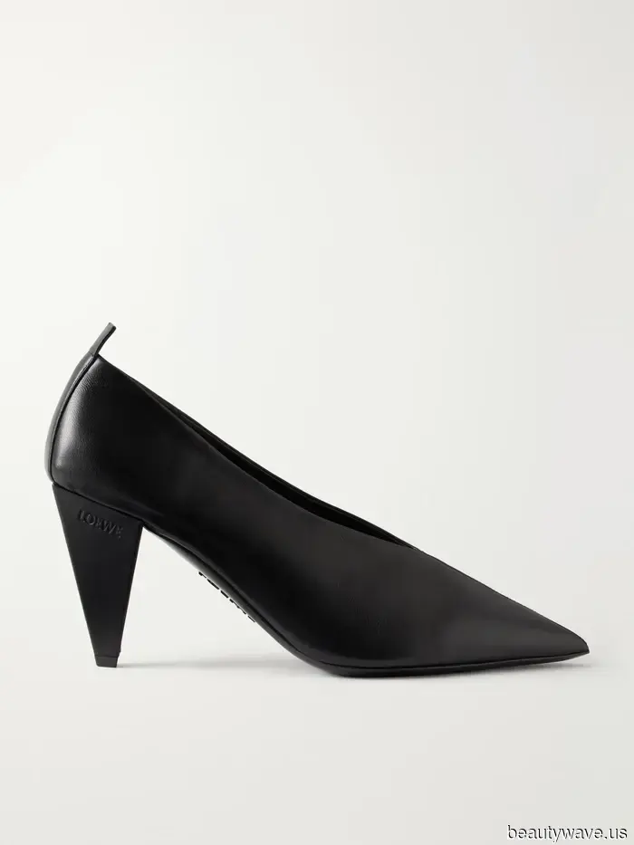 The Most Fashionable Individuals Over 50 Are Moving Away From Stilettos in Favor of This Trendy, Comfortable Shoe Style.