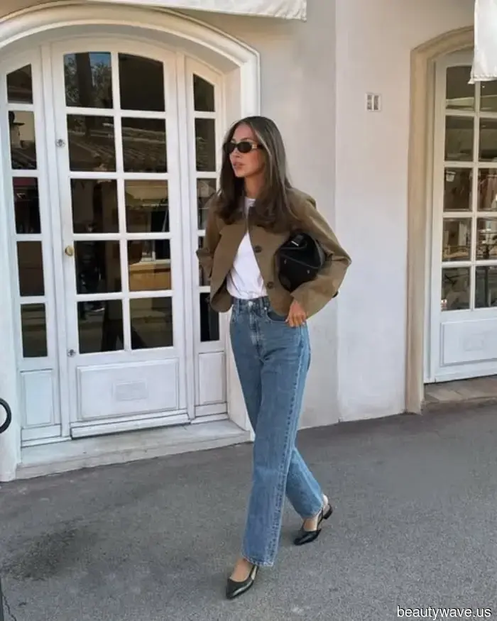 I just returned from Paris—this is the outfit combination of jacket, jeans, and shoes that I noticed everywhere.