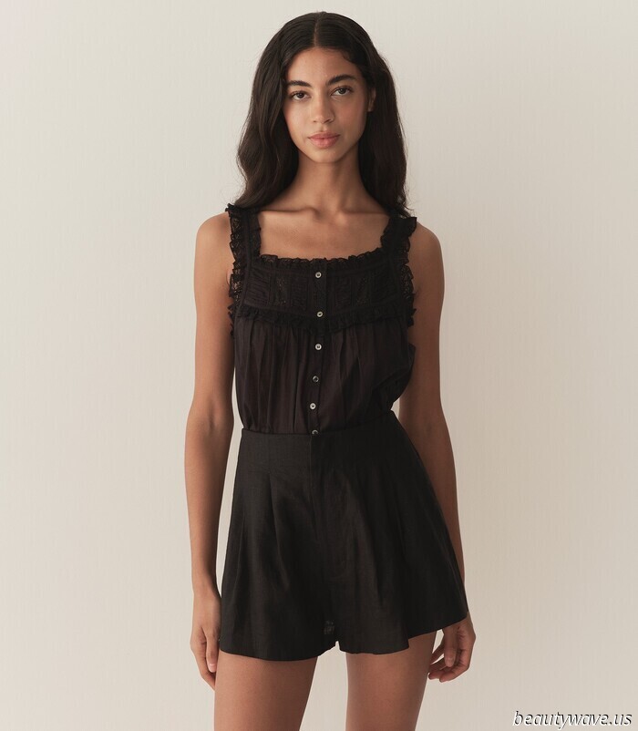 Not Ruffle, Not Lace—The Stylish Top Trend That Appeals to Both Minimalists and Those With Classic Tastes.