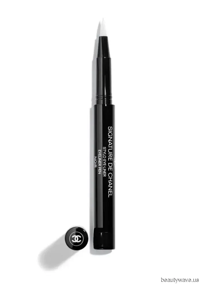 Laufey ist unser ultimativer Coquette-Beauty-Ikone&mdash;7 "Vintage Romance"-Looks, die es wert sind, nachgemacht zu werden