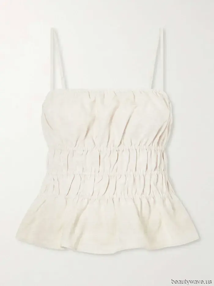 Französische Frauen tauschen einfache Tops gegen diese schicken Sommertops aus.
