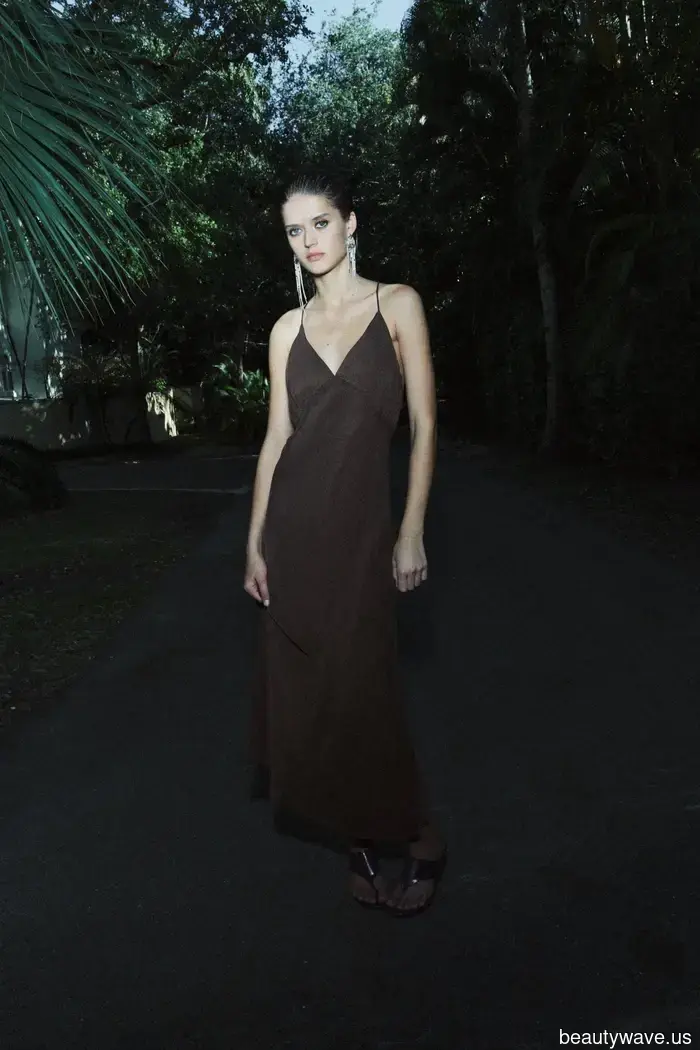 Zara has just offered a glimpse into the major color trends for Fall 2025.