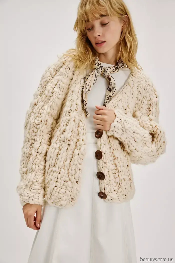 5 Exceptionally Stylish Knitwear Trends That Will Surely Endure Through 2026