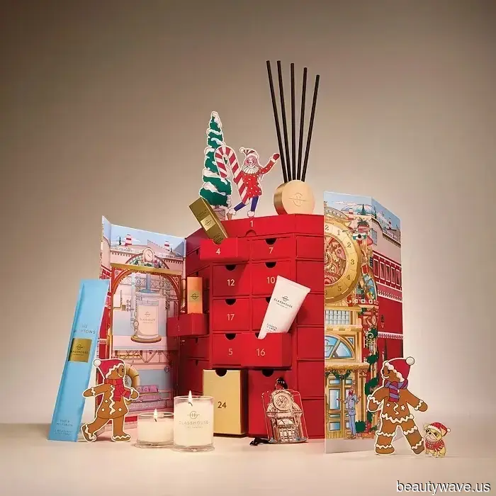This Fragrance Advent Calendar is so amazing that I couldn't help but open all 24 surprises.