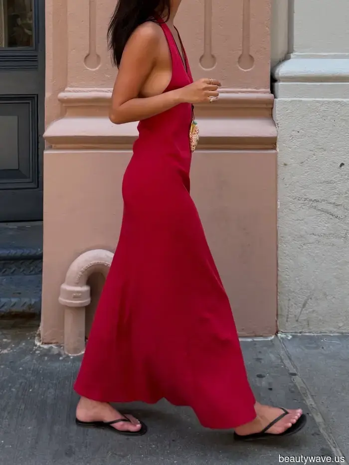 La ola de calor ha llegado&mdash;27 vestidos de alta gama que verás por toda Europa este verano.