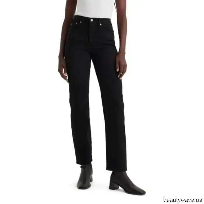 Los jeans favoritos de la cultura que usan Kendall Jenner y Hailey Bieber están en oferta durante el Amazon Prime Day.