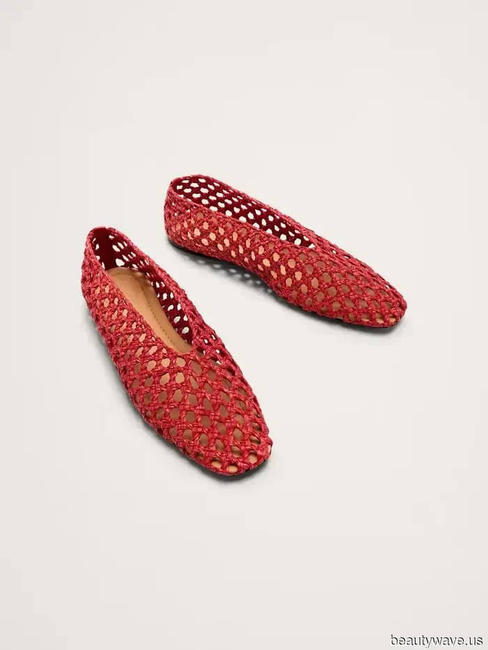 Sujeta las Sandalias&mdash;Estos 27 Zapatos Planos de Verano Son Aún Mejores
