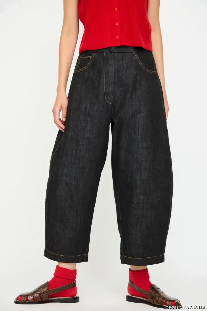 The 24 Top Wide-Leg Jeans to Buy This Season, as Recommended by Fashion Editors