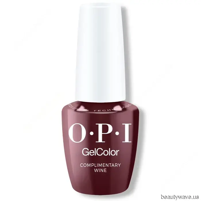 Moody, Sweet, and Luxurious-Looking—Rum Raisin Nails Are Set to Be Popular This Fall