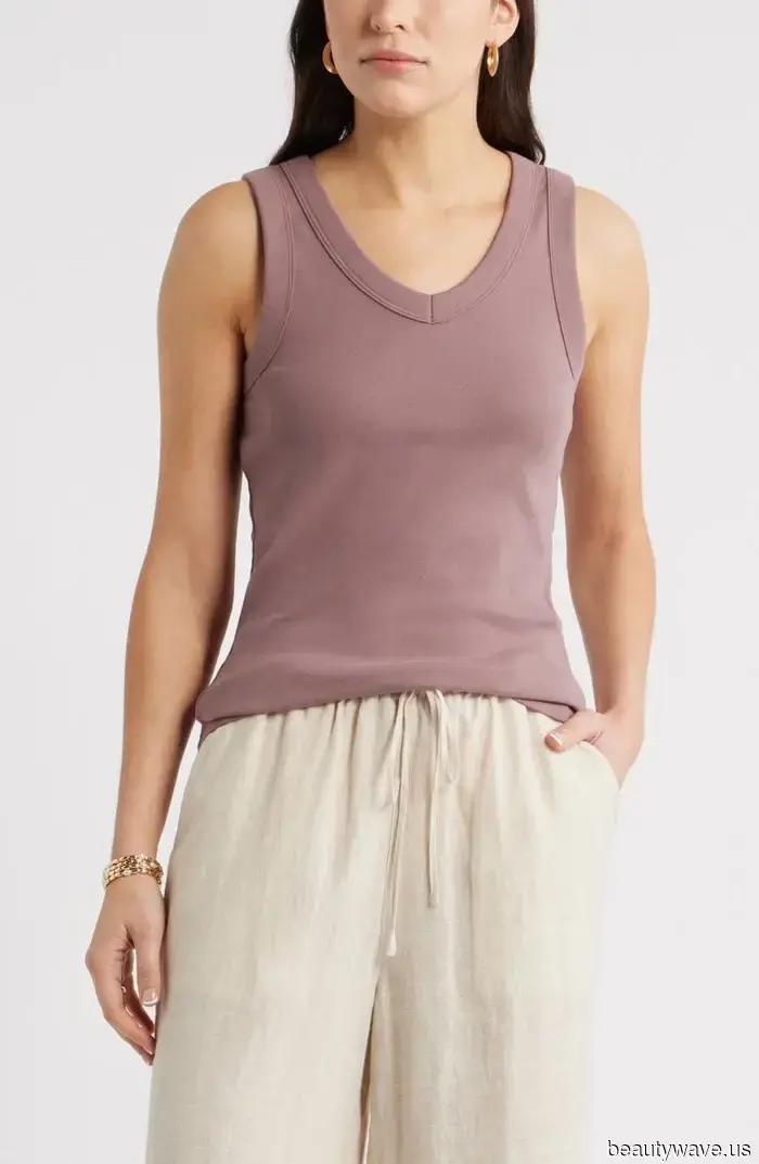 Meine 57-jährige Mutter umarmt ihr graues Haar&mdash;Laut Experten sind dies die eleganten Outfitfarben, die…