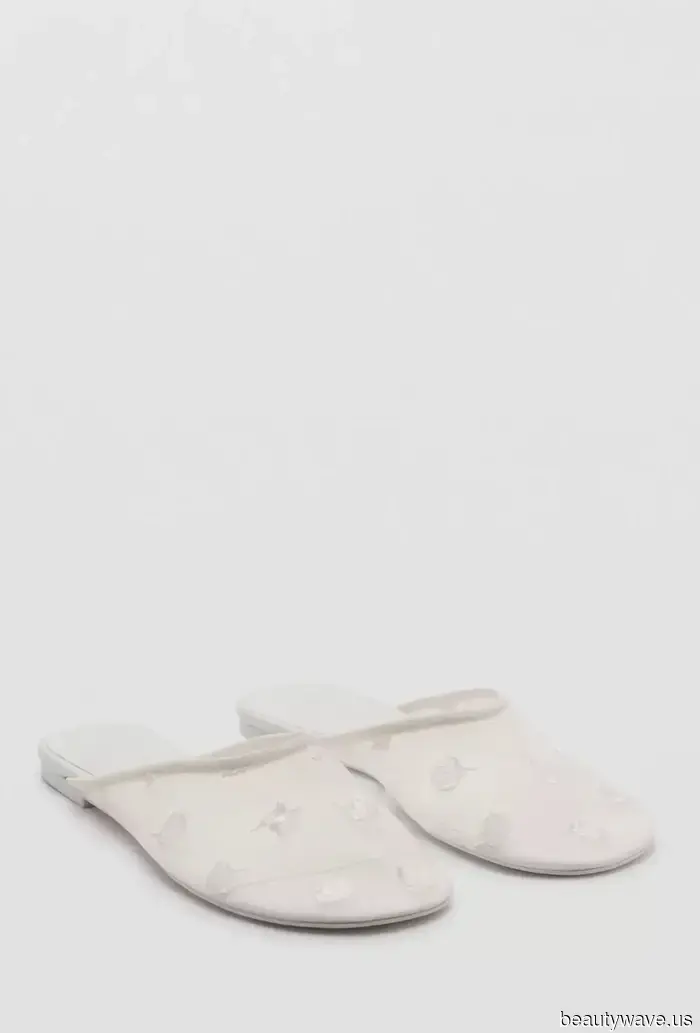 Ob es dir gefällt oder nicht, das ist der Sandalen-Trend, den coole Mädchen diesen Sommer mit Shorts, Jeans und Kleidern stylen.
