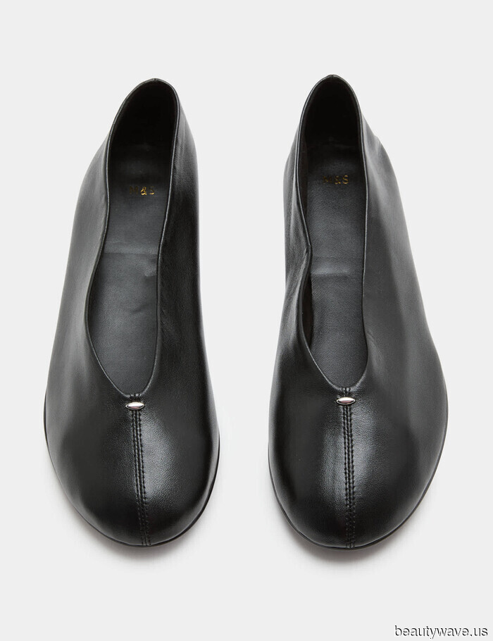 Skinny Jeans Are Making a Comeback! I Assure You They Can Be Stylish (Not Frightening) When Paired With These Footwear Options.