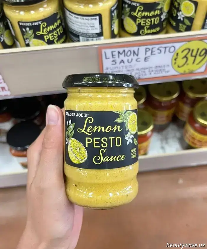 Trader Joe's Summer Essentials per afferrare la tua prossima corsa di generi alimentari