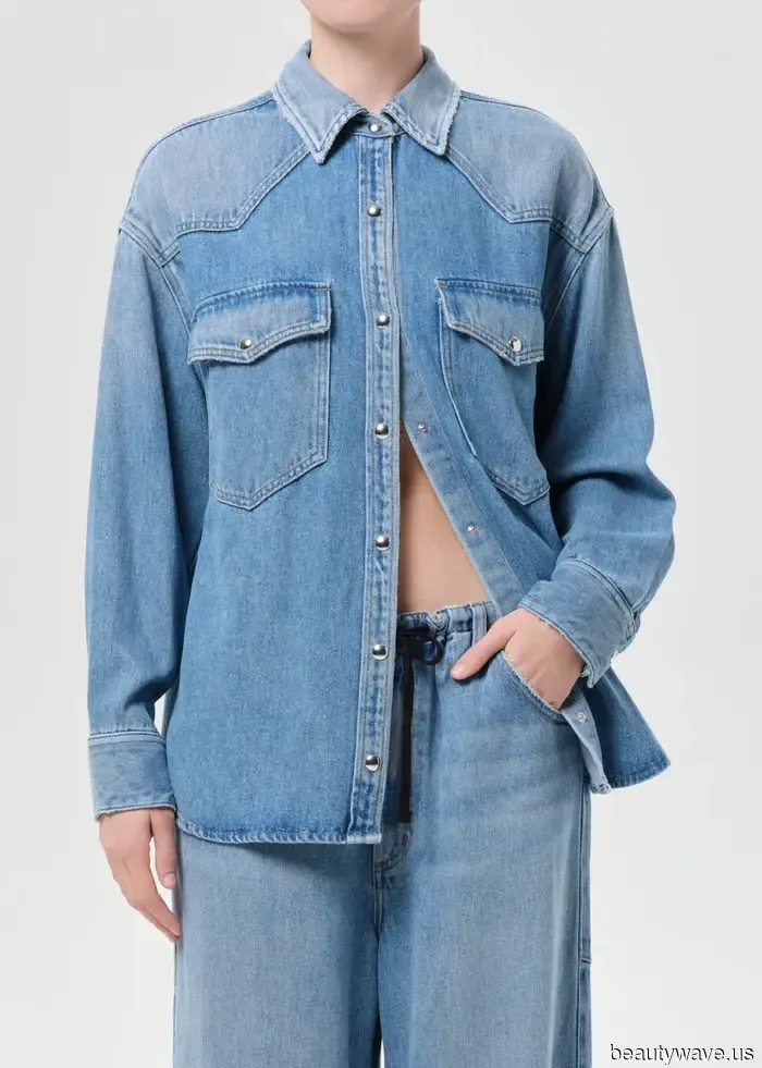 AGOLDE has just released a pair of lightweight jeans that you’ll want to rock all summer long.