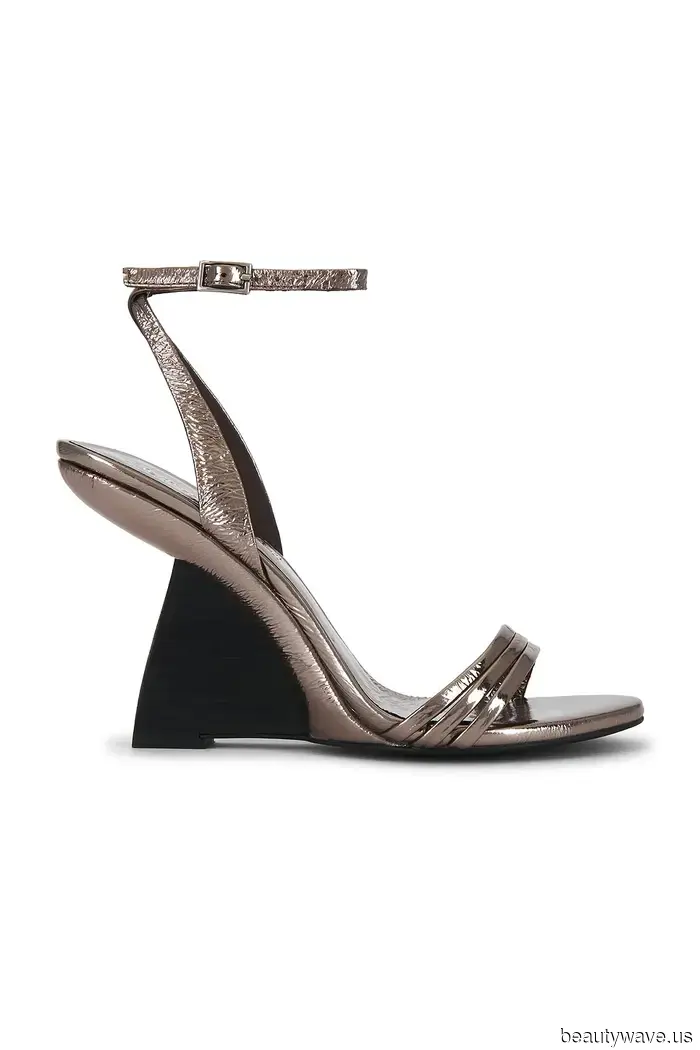 Le persone della moda stanno abbandonando il nero per questi colori di scarpe chic questa primavera