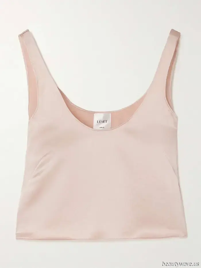 The Two Tank Top Trends That Elevate Every Outfit to Its Best in 2025