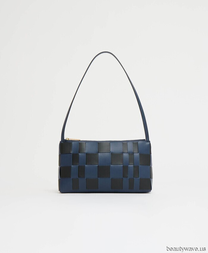 Я пойму, что ты "в теме", если увижу тебя с этой сумкой цвета с черным или коричневым (или с тем и другим).