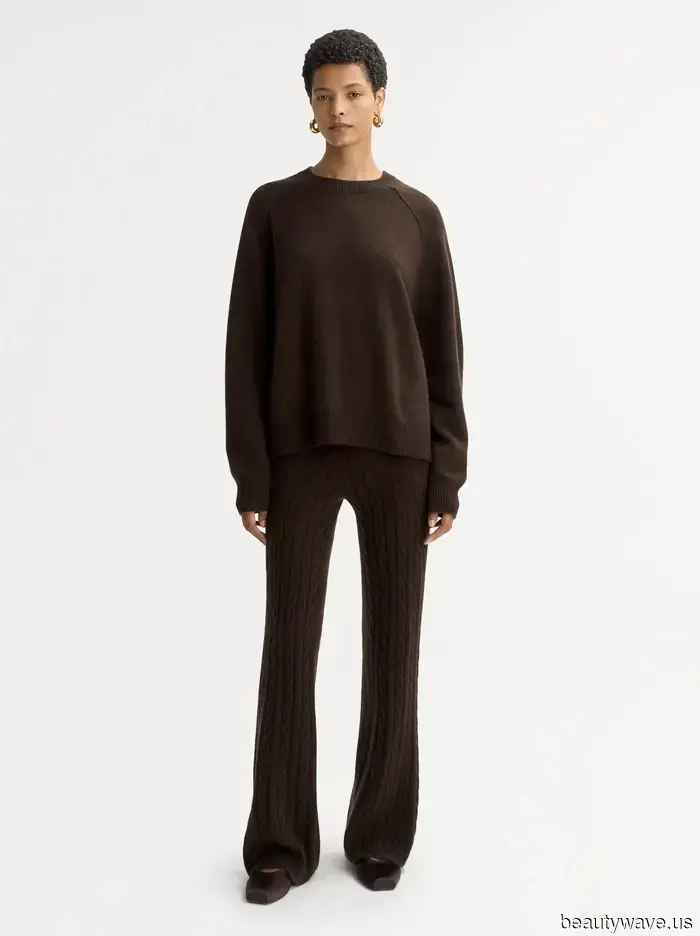 Mein Kleiderschrank würde sich nicht vollständig anfühlen ohne schlichte Pullover&mdash;23 Styles, die du so oft tragen wirst.