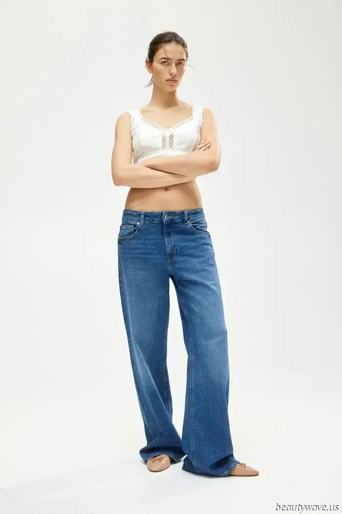 This is the sole method to style your baggy jeans this summer, as recommended by fashionable celebrities.