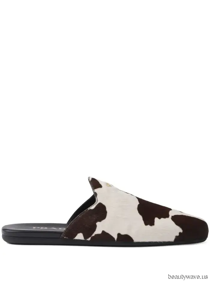 Out of nowhere, those with a keen sense of style are incorporating this shoe trend into their autumn outfits.