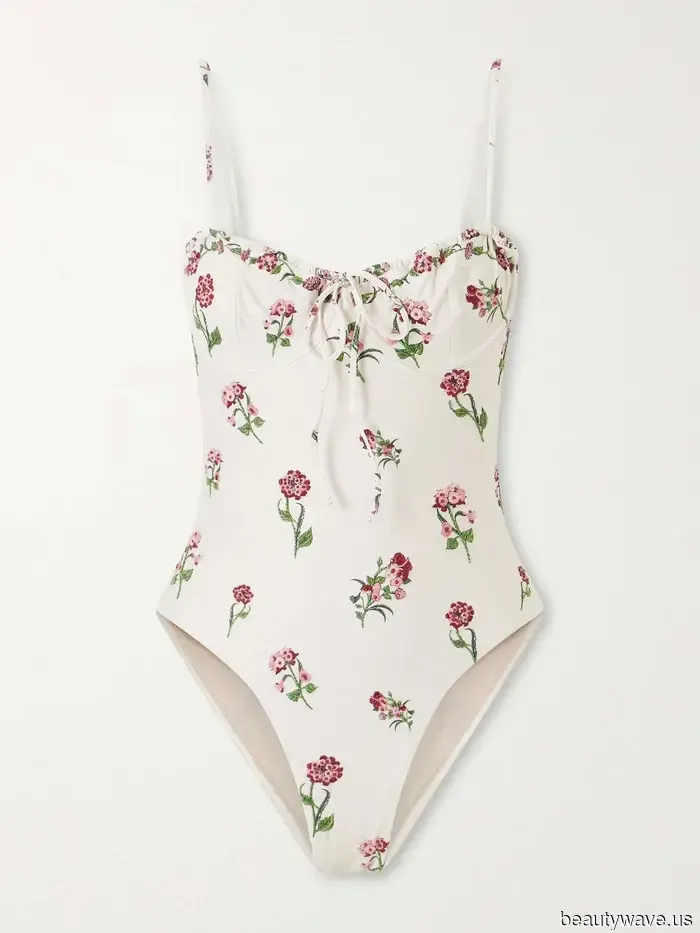 Set, Separatori, Sarong e Altro: Questi Trova Costumi da Spiaggia Sembrano Proprio del 2026