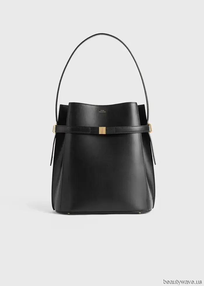 As a Minimalist Fashion Editor, here are six classic outfit formulas that I frequently rely on.