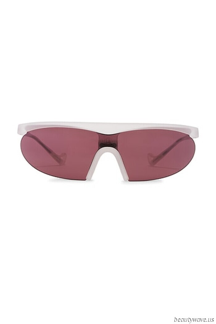 I’m declaring it—these 7 summer buys are set to become favorites among celebrities.