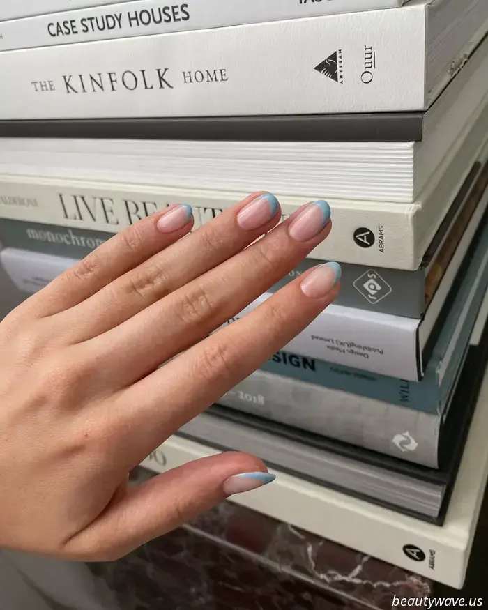 Beauty Editors Concur: This Simplistic French Manicure Trend Is an Evergreen Attraction.