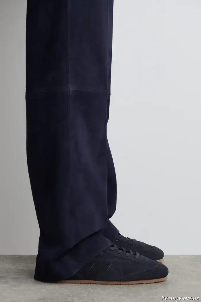 Aspetta e vedrai: tutti, ovunque, indosseranno questa inaspettata tendenza cromatica delle sneakers in 3, 2, 1...