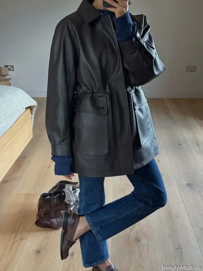 They’re Returning: Tips for Styling Cropped Flares in 2026 to Keep Them Looking Contemporary