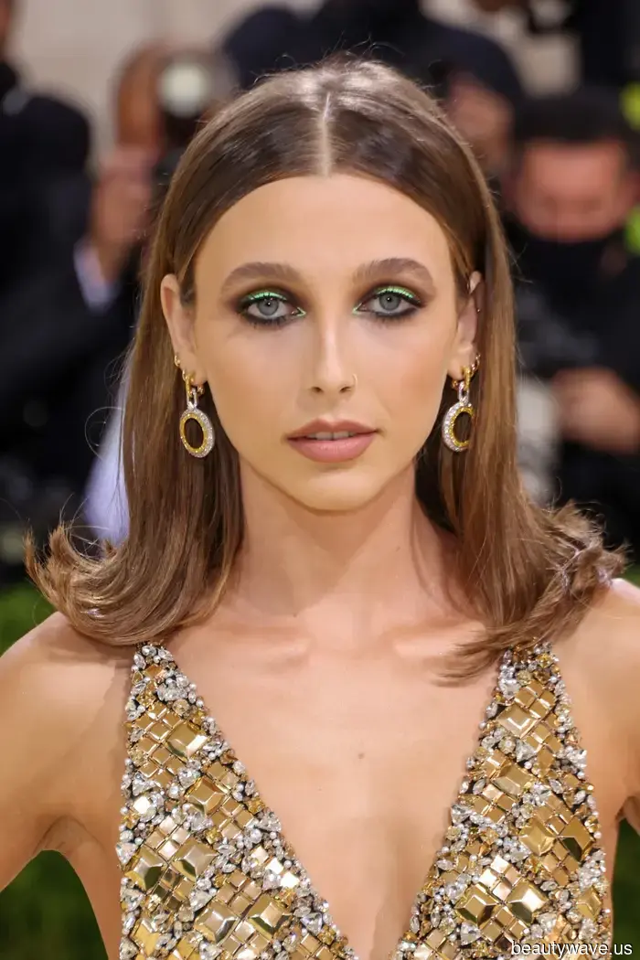 Dal 1981 al 2025, questi look di bellezza del Met Gala sono i migliori di sempre.