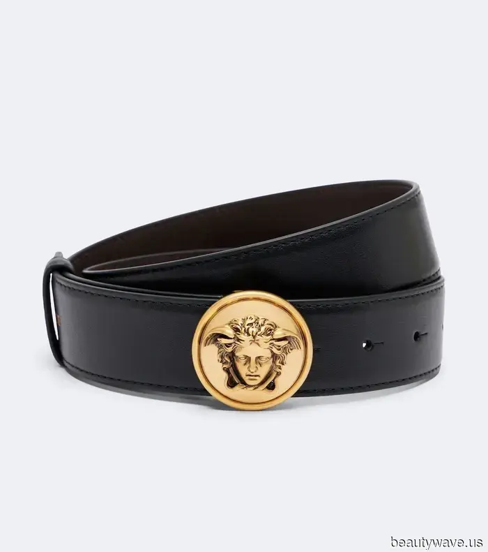 Plötzlich heben Modeleute in London, NYC und Paris ihre Outfits mit diesem begehrten Accessoire hervor.