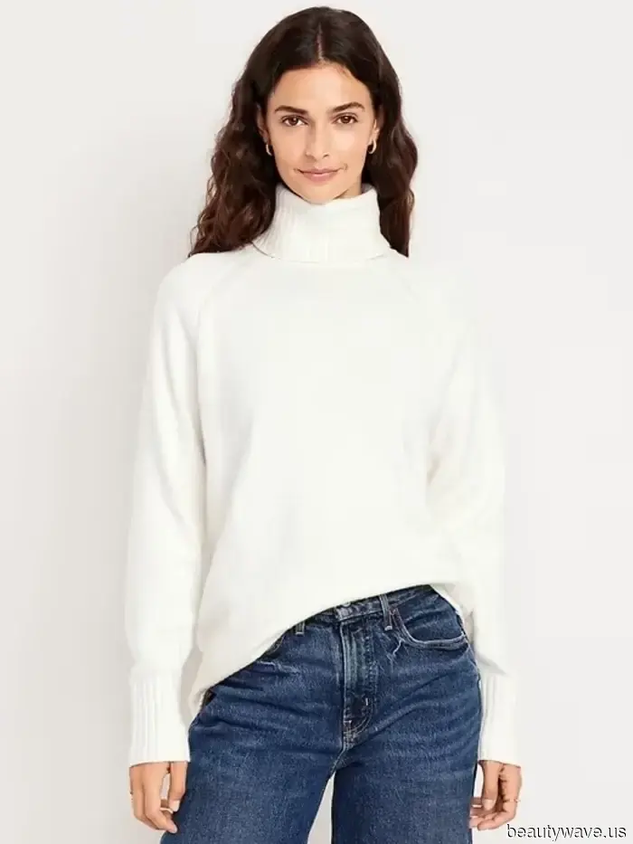 23 Gap and Old Navy Items That Would Fit Perfectly in a Nancy Meyers Christmas Film