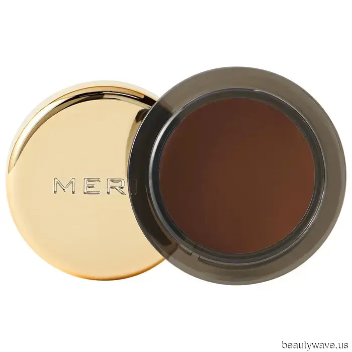 From Denim-Blue Eyes to Deep Matte Lips: The Most Sophisticated Makeup Trends for Fall