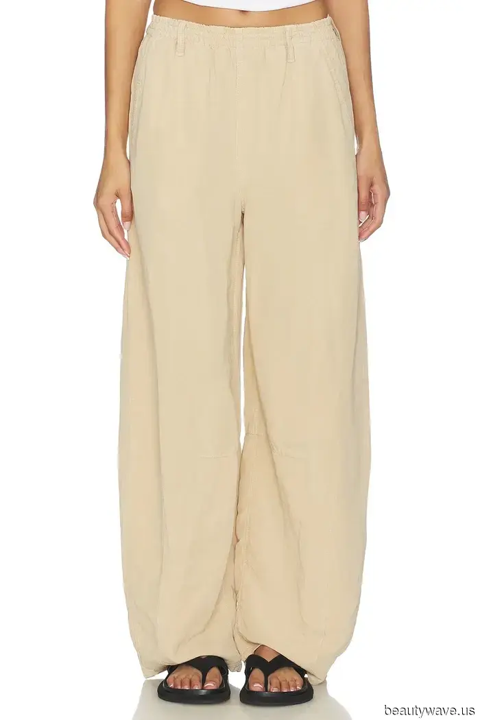 Forget about black ballet flats—this summer, the trendiest individuals are opting for these colors instead.