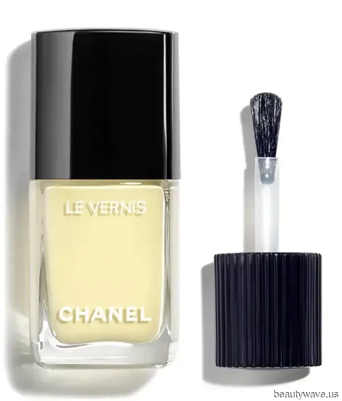 I Predict: These 5 Nail Shades Will Be Seen at Every Wedding in 2026