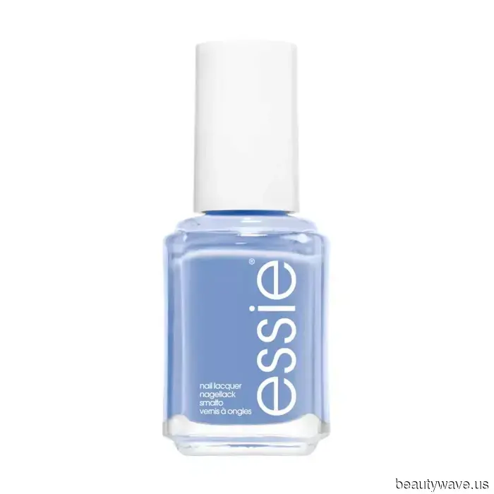 As a Beauty Editor with short nails, here are seven stylish ways I’m currently showcasing them.