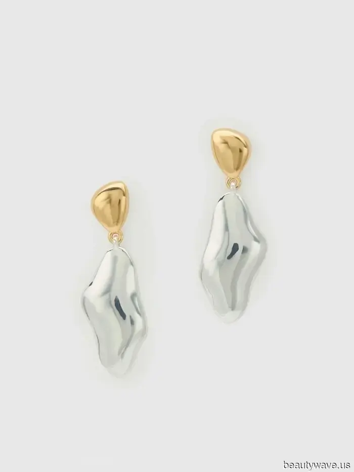 Reformation has just introduced a new jewelry line—here's what I anticipate will sell out first.