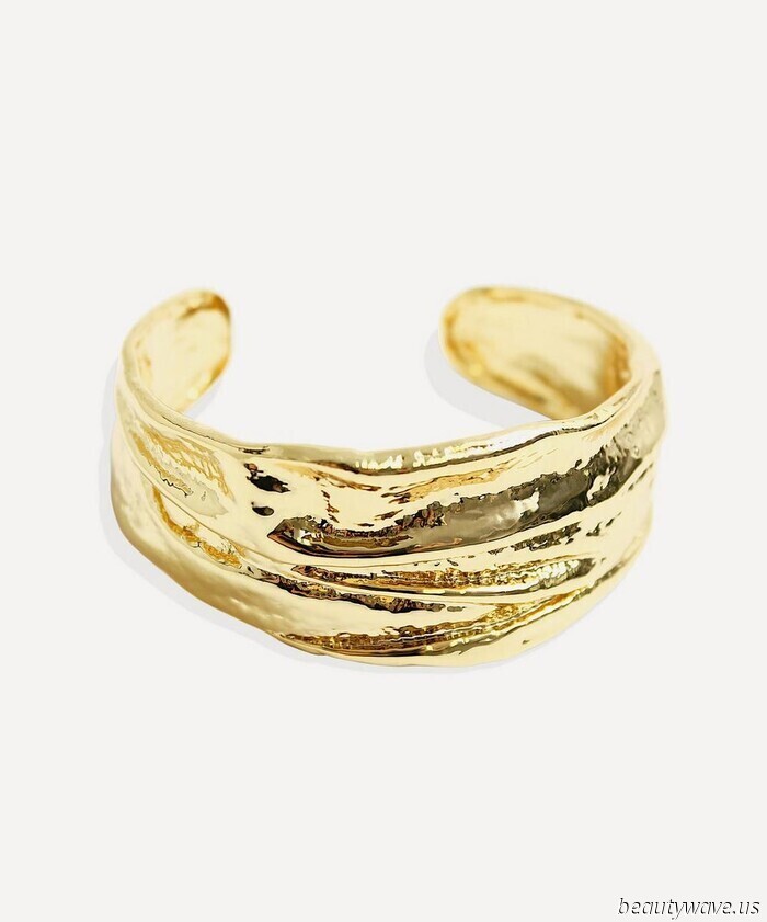 I'm searching for a simple method to enhance my wardrobe this summer—this unbelievably stylish jewelry trend is the answer.