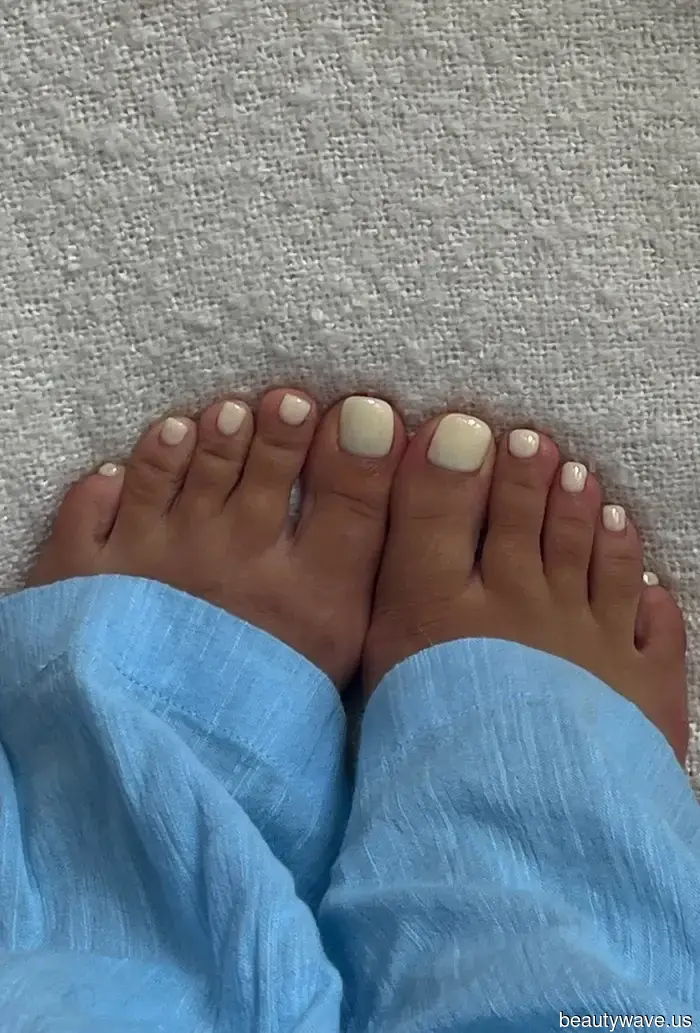 Don't Keep Your Summer Pedicures a Secret—Discover These 7 Sophisticated Colors to Adorn Your Toes Between Seasons.