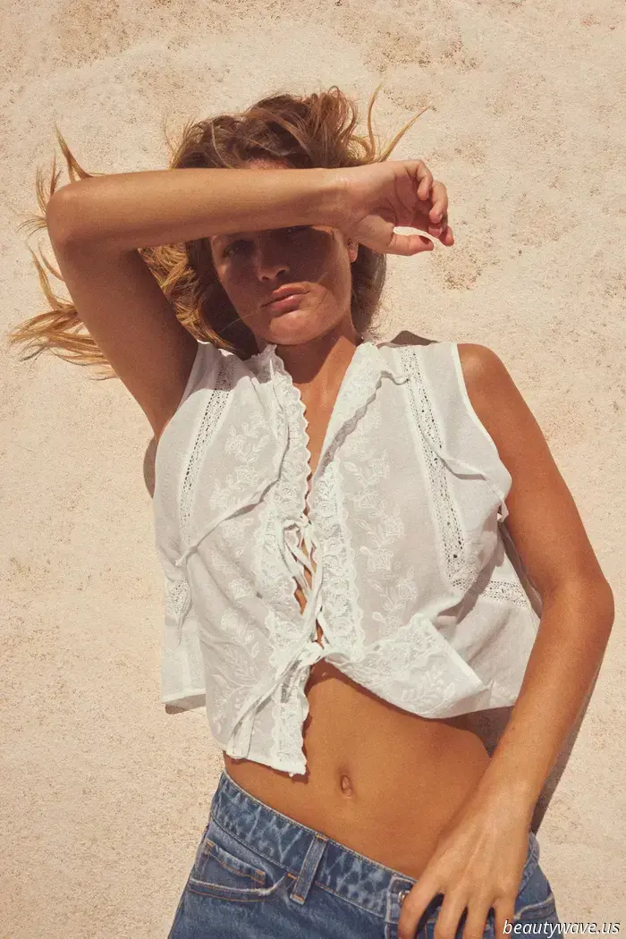 This top trend is far more stylish than any old t-shirt, making jeans and skirts look incredibly beautiful.