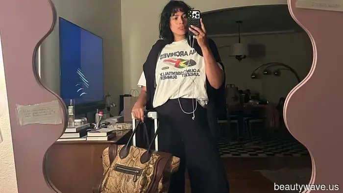 I'm a model who has traveled to more than 15 countries for work—let me introduce you to my airport outfit.