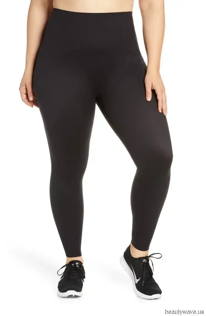 If you plan to wear leggings in 2025, please stick to styles like these, these, and these.