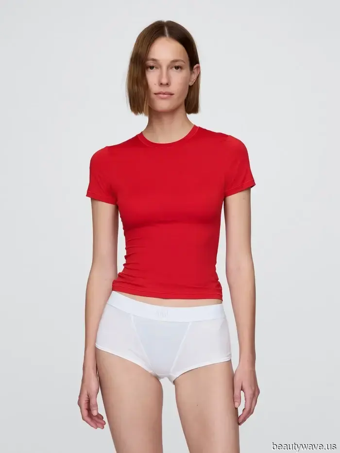 Las personas de moda están usando estas tendencias de color de otoño en lugar de negro y blanco.