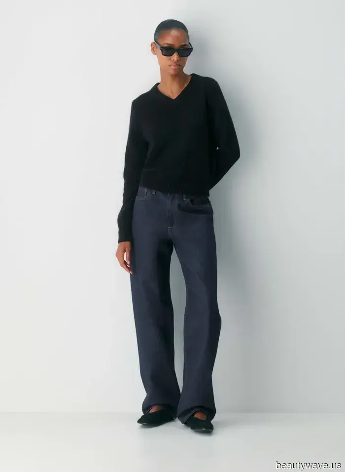 Aritzia is my go-to for essential wardrobe pieces—here’s everything I have in my cart from their Black Friday sale.