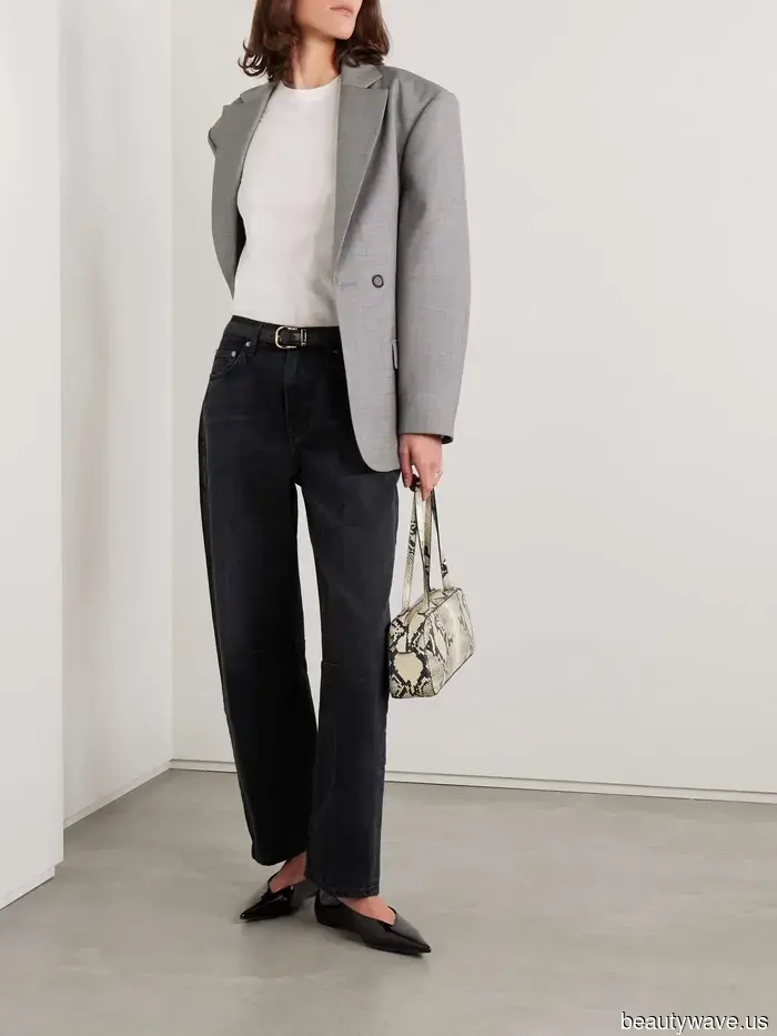 Más Fresco Que Los Jeans Rectos&mdash;Todos Con Buen Gusto Estarán Usando Uno De Estos Conjuntos De Mezclilla Este Otoño