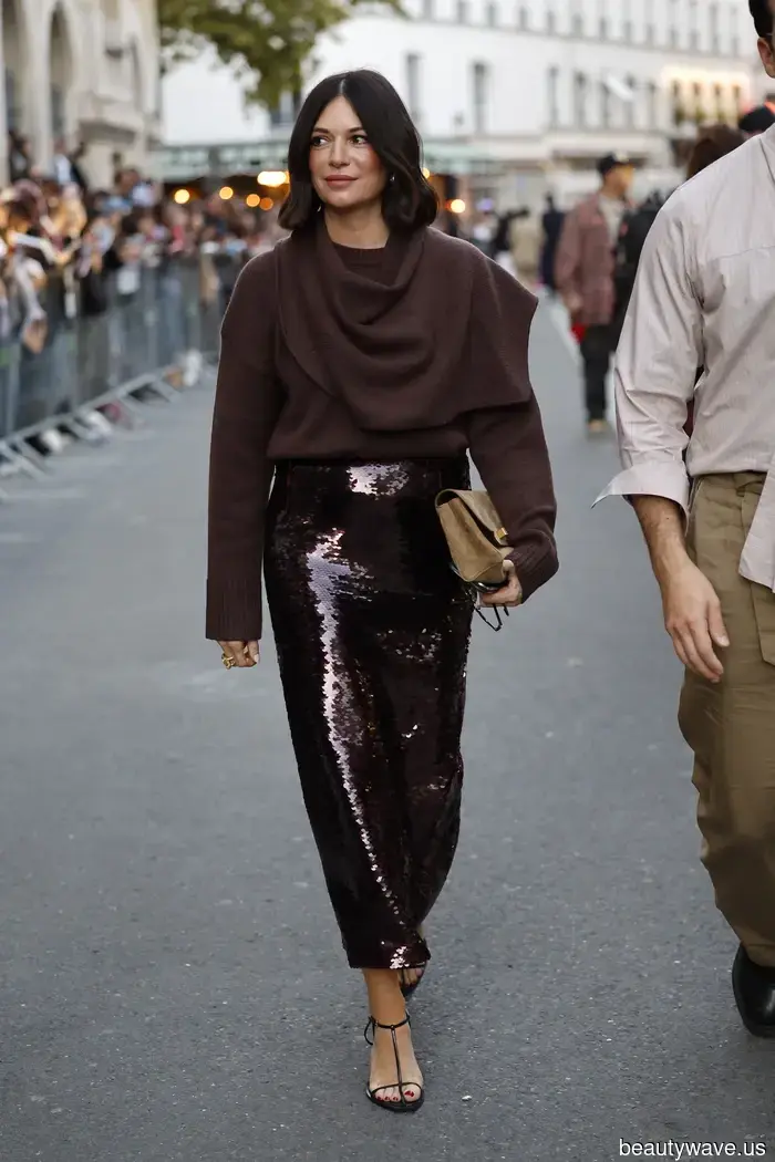 I paillettes non sono "fuori moda", ma se vuoi indossarle quest'inverno, dovresti abbinarle in questo modo, questo,…